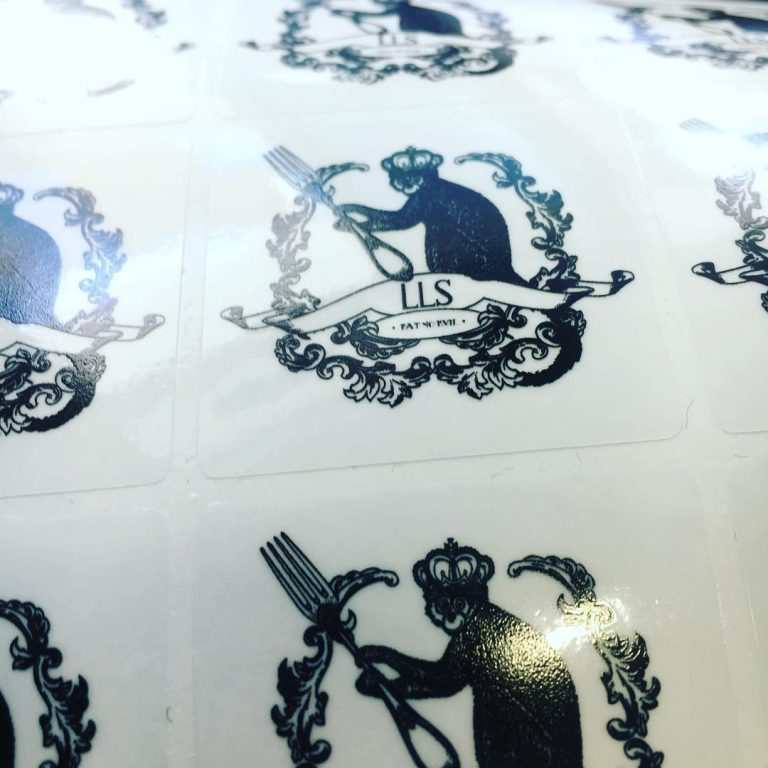 Custom clear glossy vinyl sticker for glass bottles – transparent waterproof label